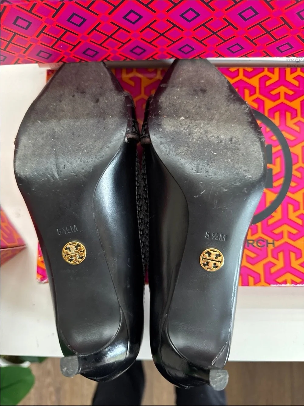 Tory Burch Black Leather Pointed-Toe Kitten Heels with Brogue Strap